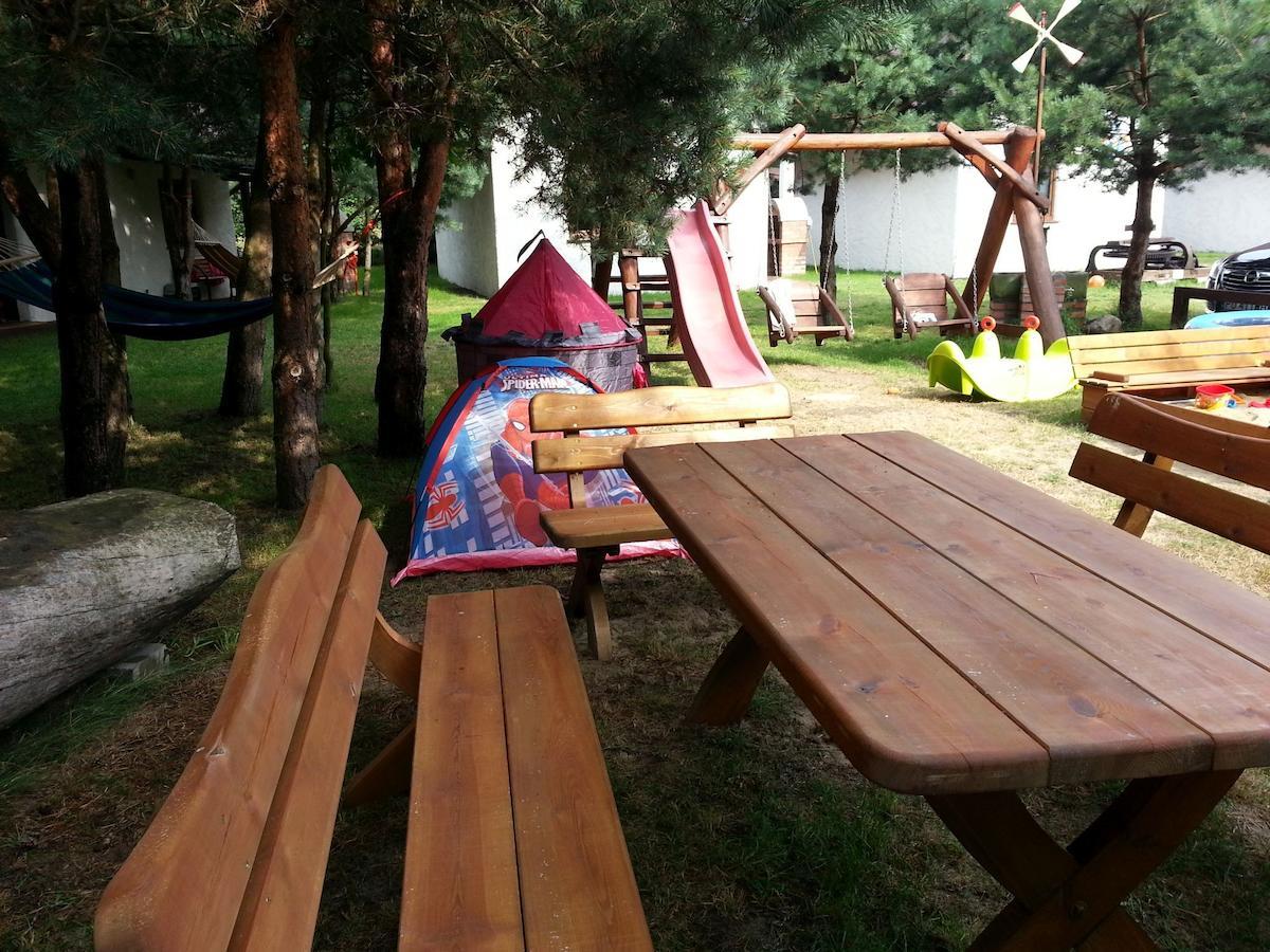 Osada Pod Czerwonym Debem - Czarny Mlyn Villa Jastrzębia Góra Exteriör bild